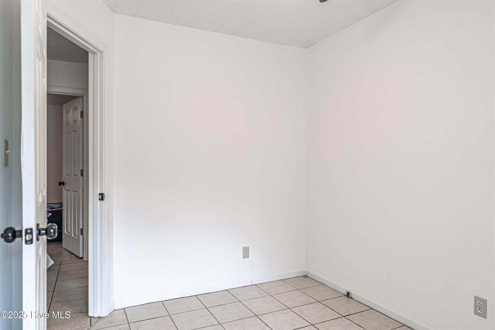 207 Whitechapel Lane, Raeford, NC 28376