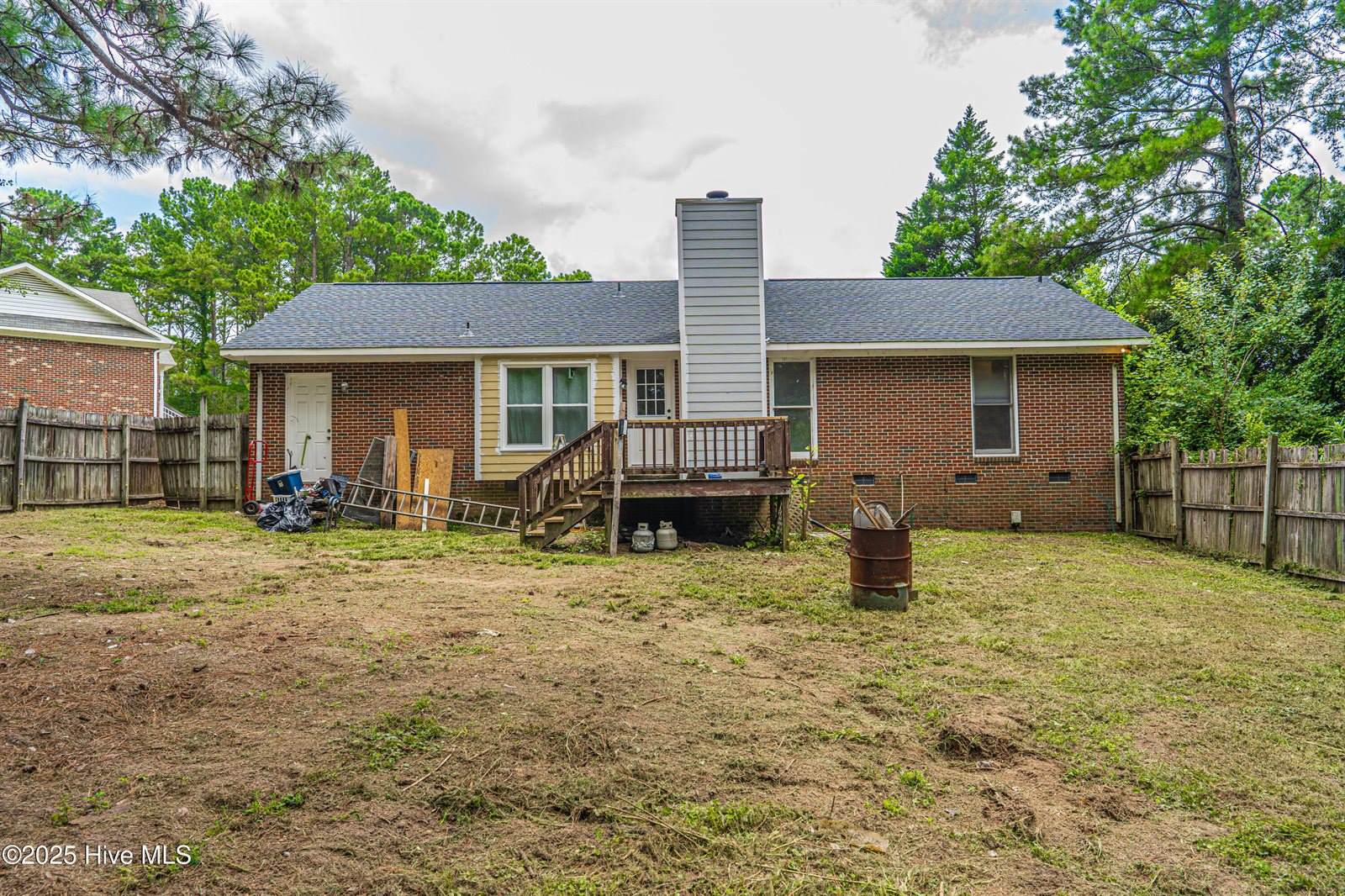 207 Whitechapel Lane, Raeford, NC 28376