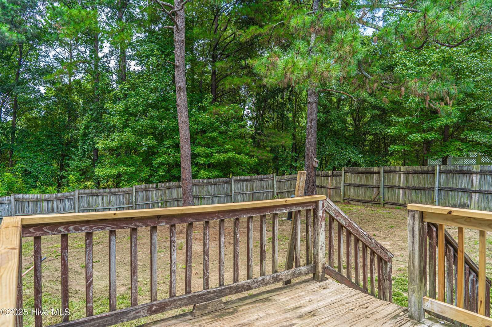 207 Whitechapel Lane, Raeford, NC 28376