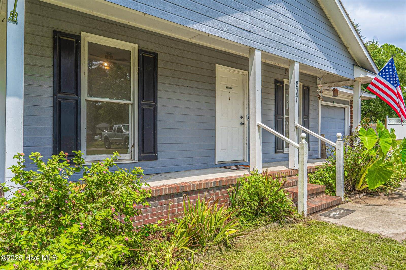 207 Whitechapel Lane, Raeford, NC 28376