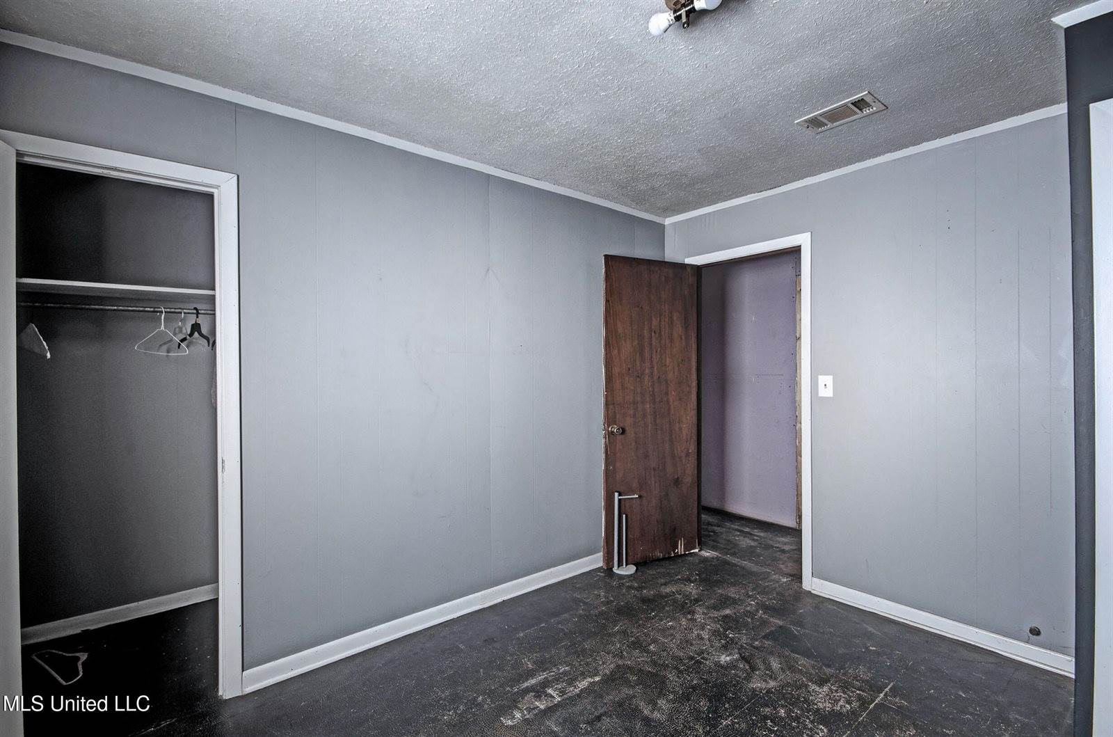 152 Dewitt Flynt Road, Mendenhall, MS 39114