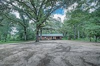 152 Dewitt Flynt Road, Mendenhall, MS 39114