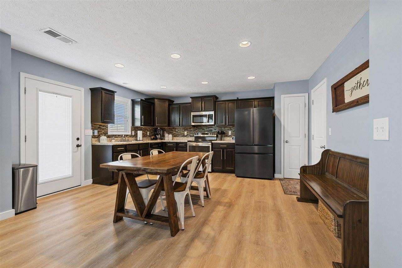 1059 Chicory Way, Bowling Green, KY 42104