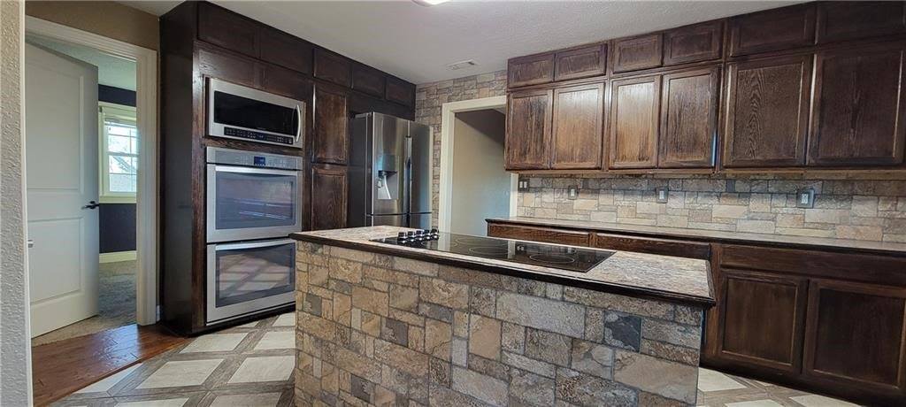 3810 & 3720 Rainbow Farm Road, Bentonville, AR 72713