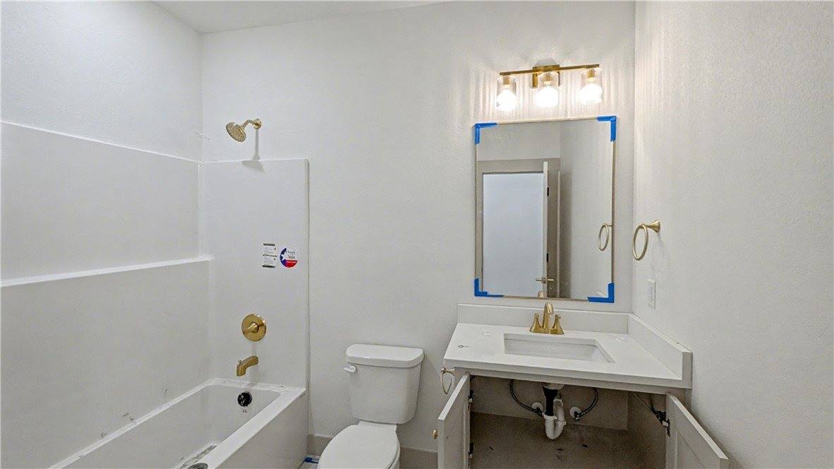 11 Staines Lane, Bella Vista, AR 72715