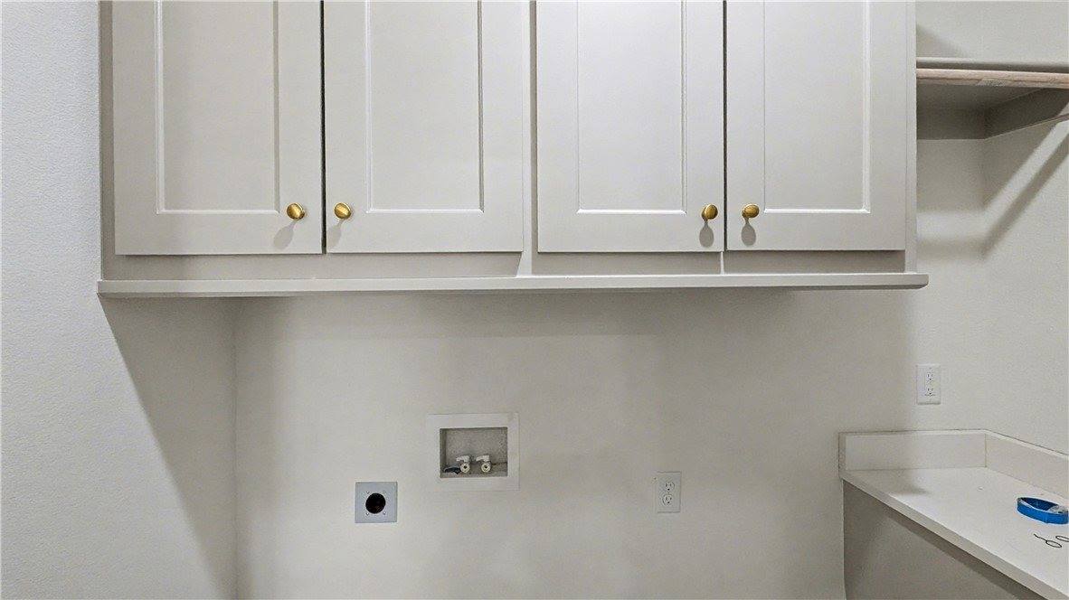 11 Staines Lane, Bella Vista, AR 72715