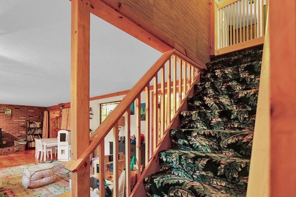 19 Locust Street, Westfield, MA 01085