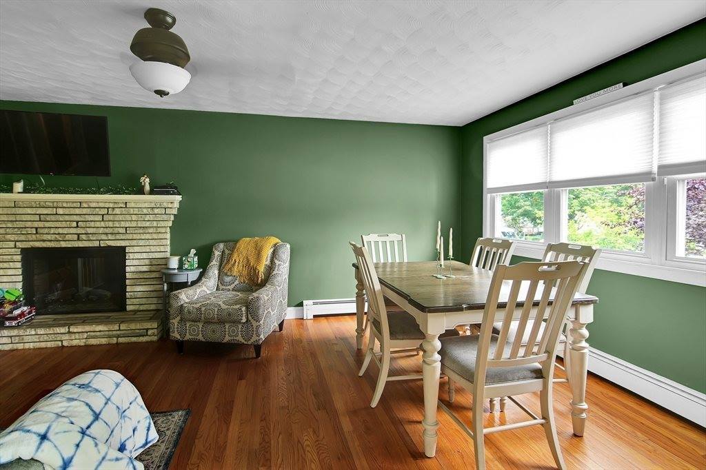 19 Locust Street, Westfield, MA 01085