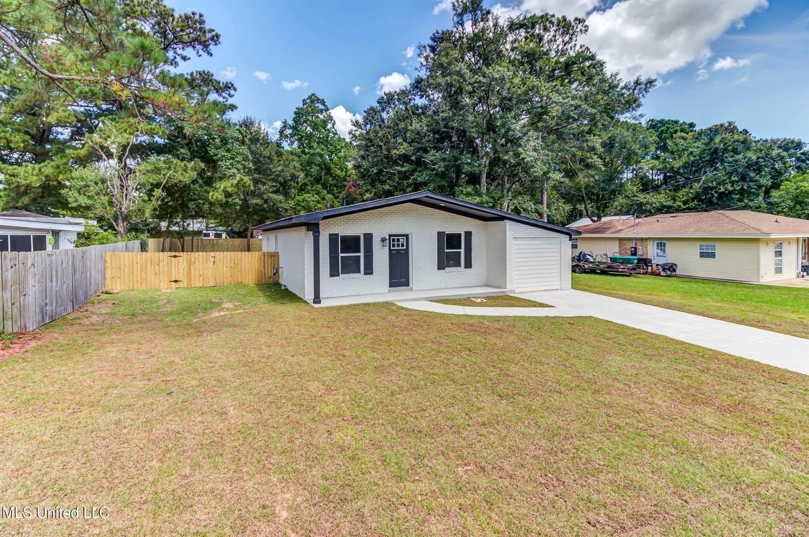 119 West Chipwood Drive, Gulfport, MS 39503