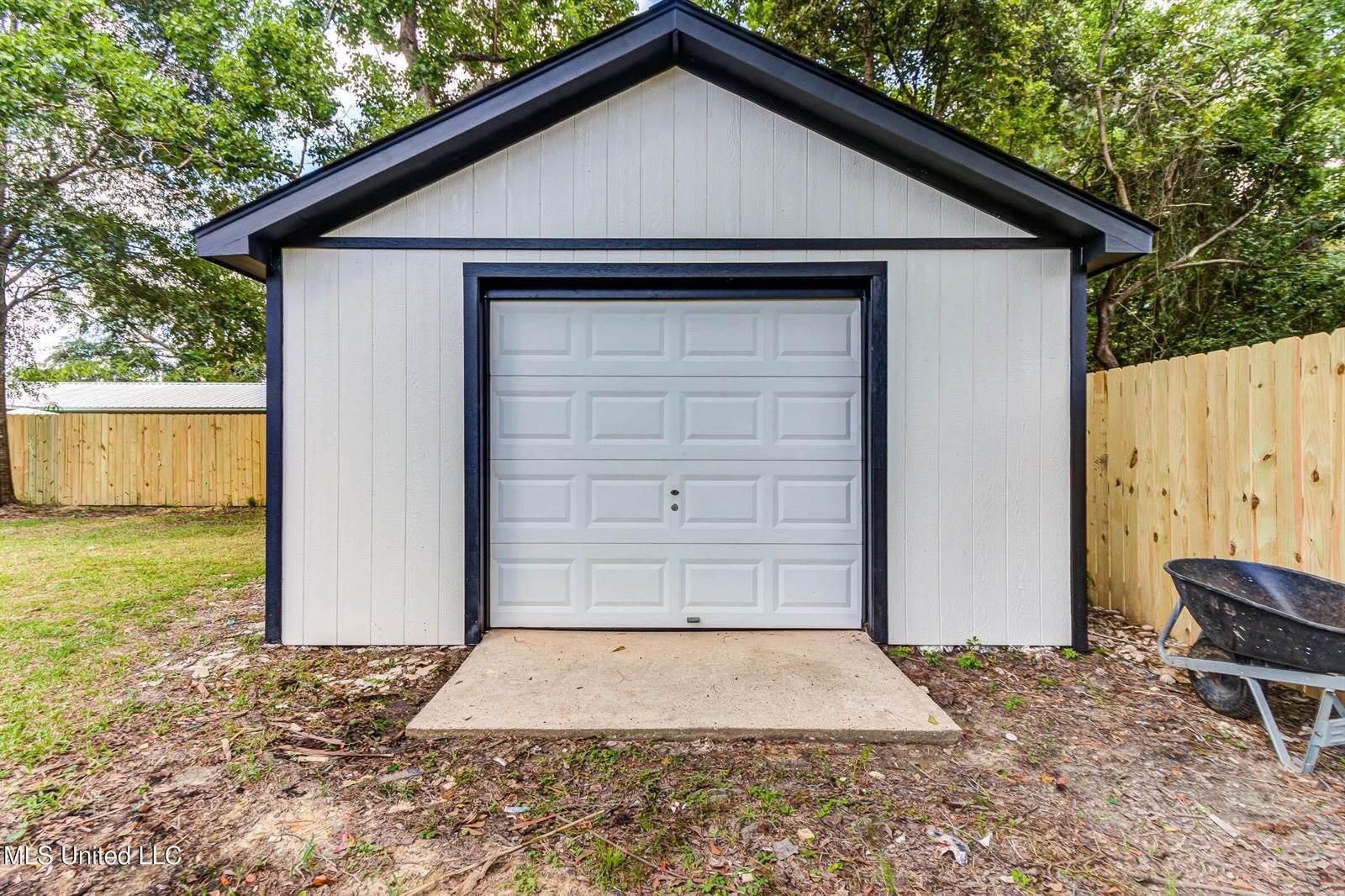 119 West Chipwood Drive, Gulfport, MS 39503