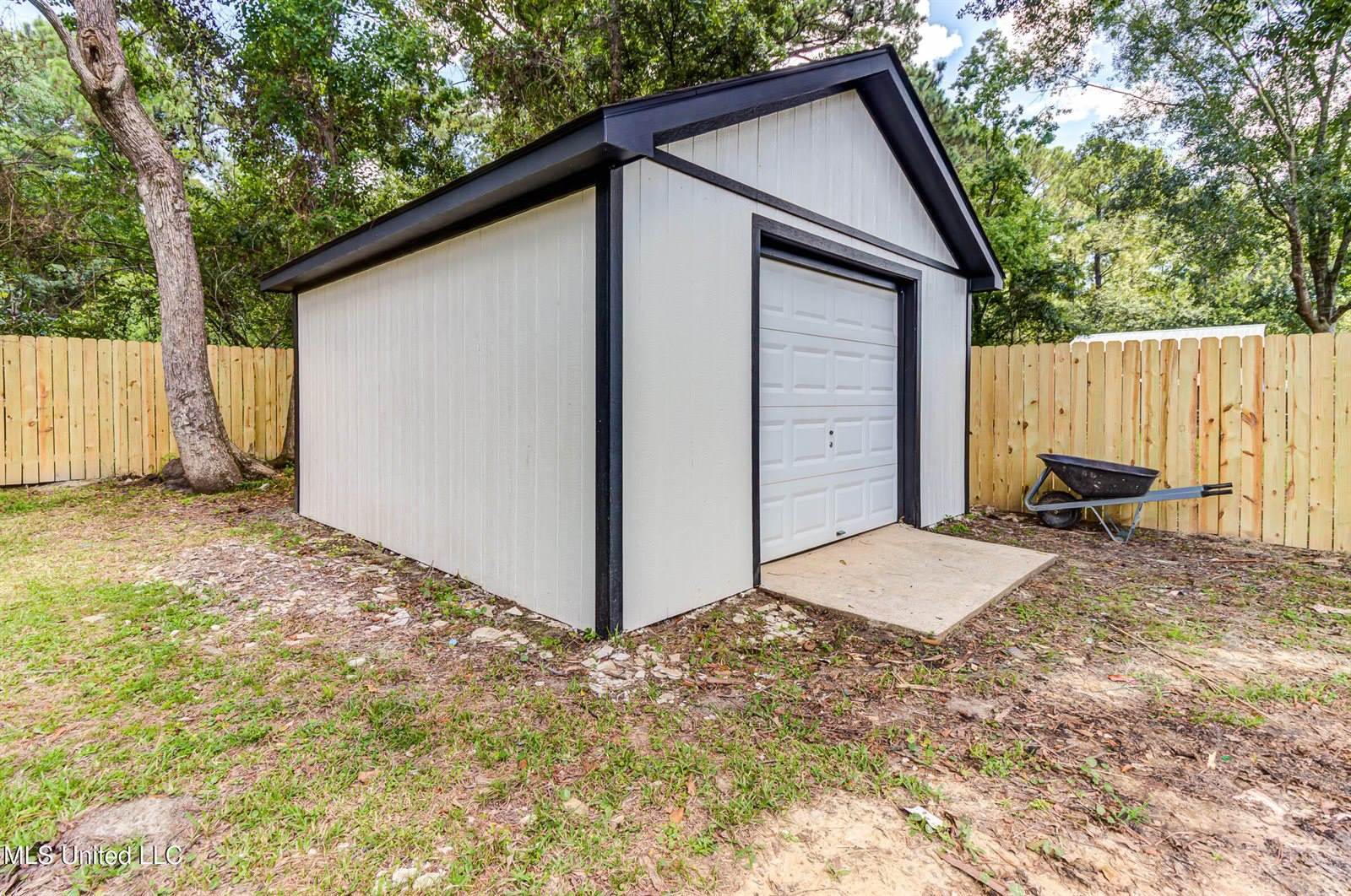 119 West Chipwood Drive, Gulfport, MS 39503
