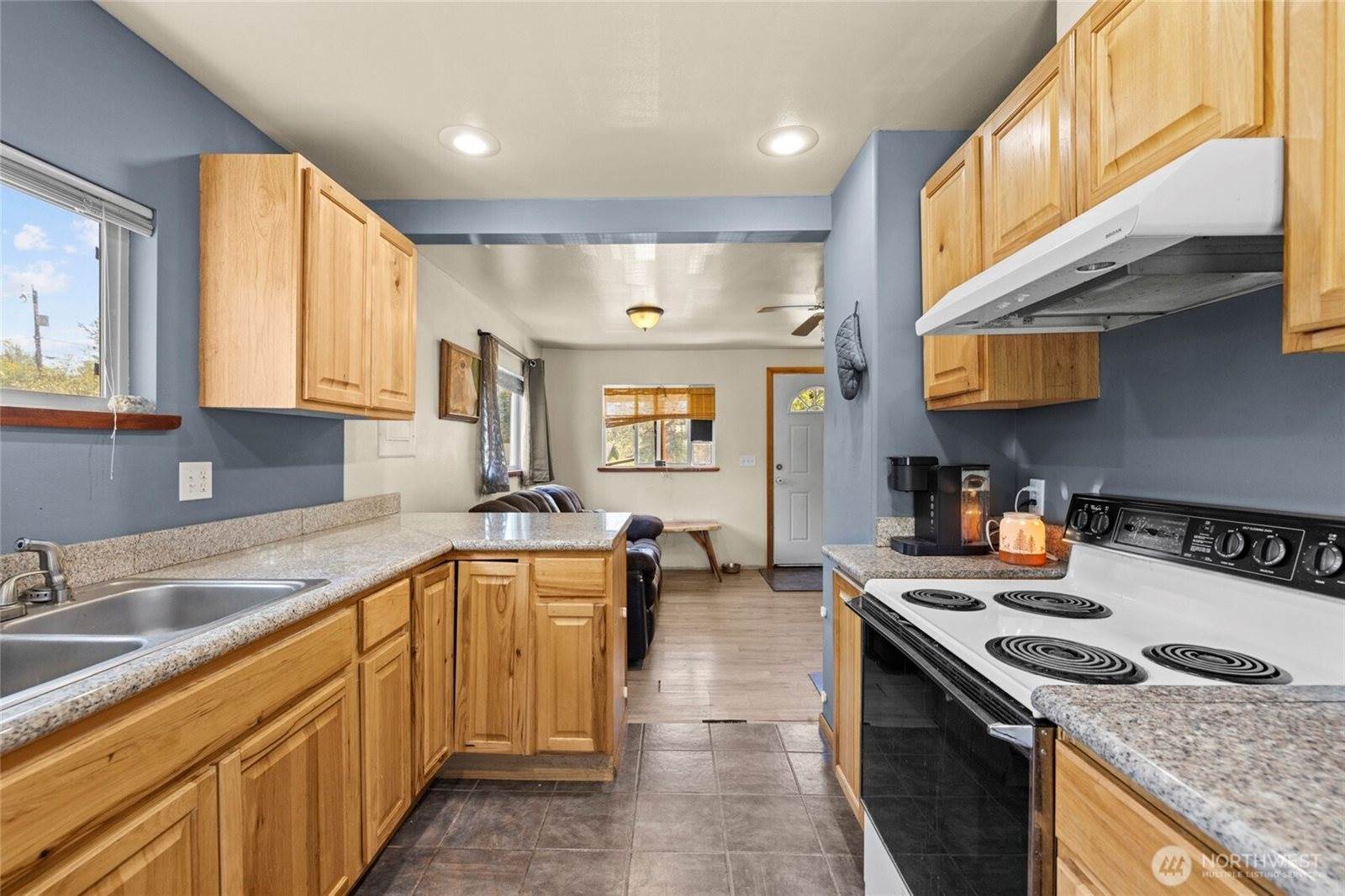 45185 Duffy Street, Concrete, WA 98237