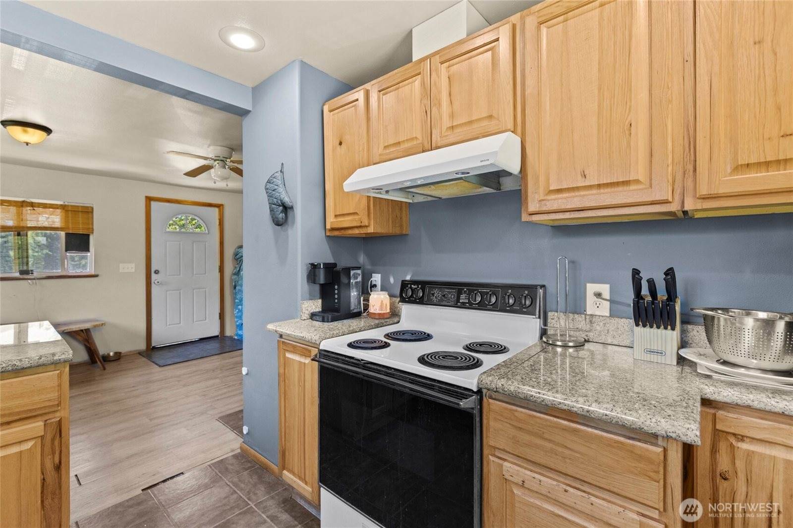 45185 Duffy Street, Concrete, WA 98237