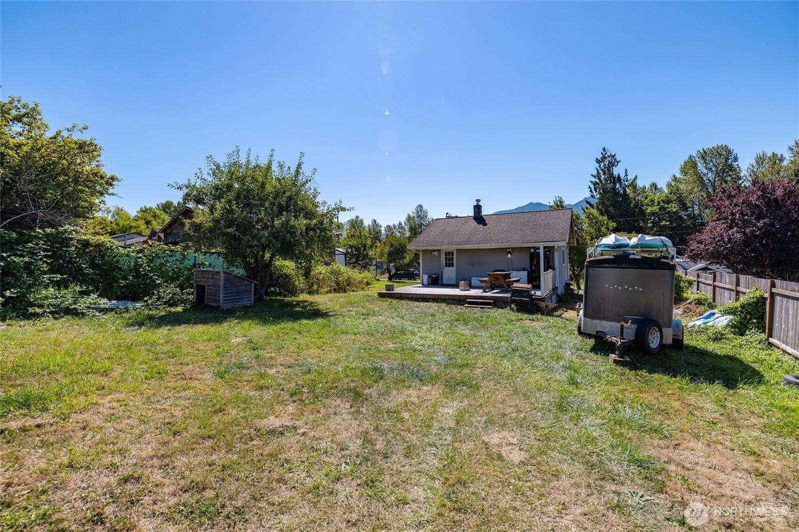 45185 Duffy Street, Concrete, WA 98237