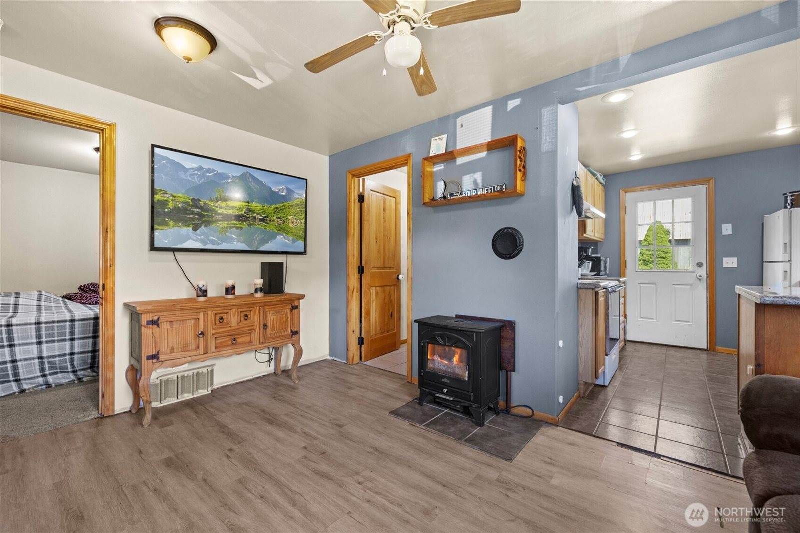 45185 Duffy Street, Concrete, WA 98237