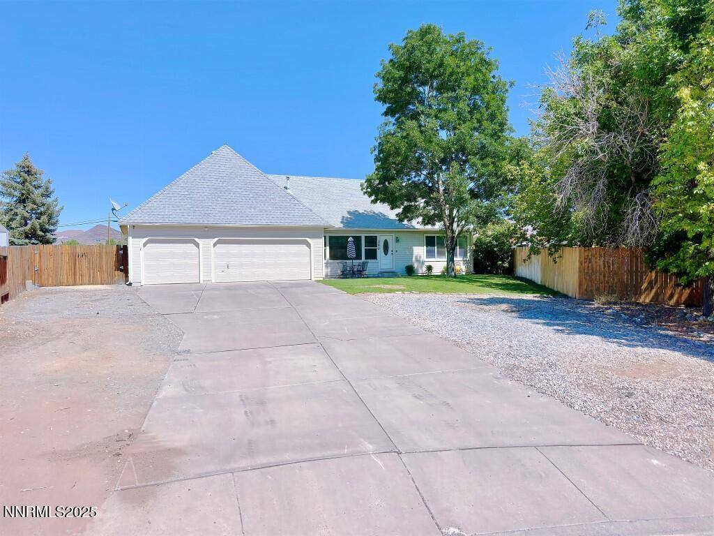 280 Karnak Circle, Sparks, NV 89441