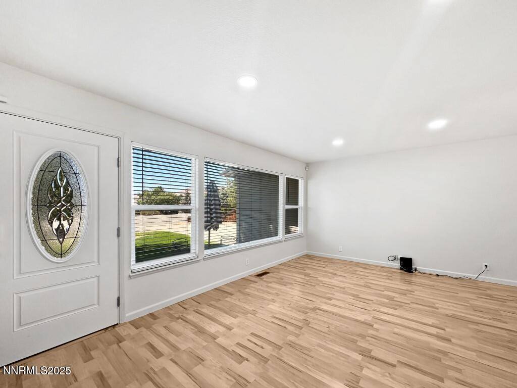 280 Karnak Circle, Sparks, NV 89441