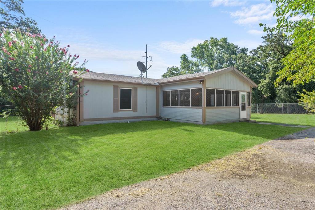 6217 Baker Lane, Alvarado, TX 76009