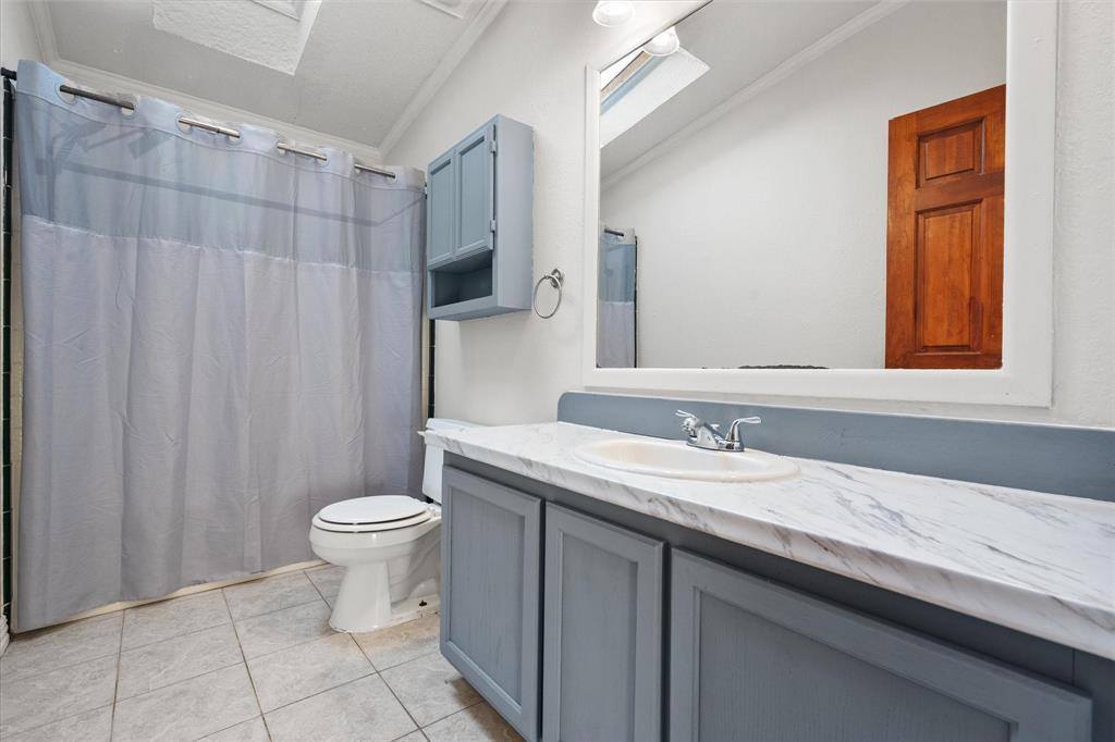 6217 Baker Lane, Alvarado, TX 76009