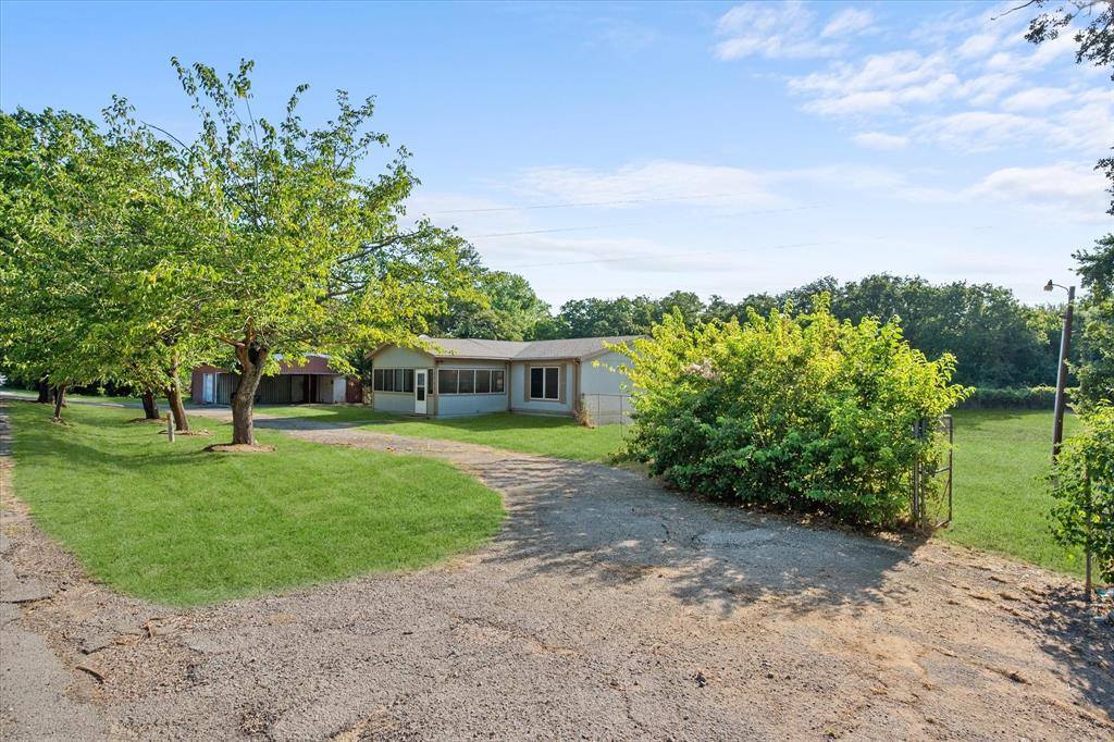 6217 Baker Lane, Alvarado, TX 76009