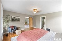 301 North 1ST Street, Long Grove, IA 52756