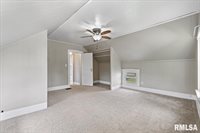 301 North 1ST Street, Long Grove, IA 52756