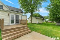 301 North 1ST Street, Long Grove, IA 52756