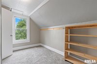 301 North 1ST Street, Long Grove, IA 52756