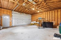 301 North 1ST Street, Long Grove, IA 52756