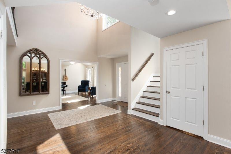 89 Rock Road West, Green Brook Township, NJ 08812