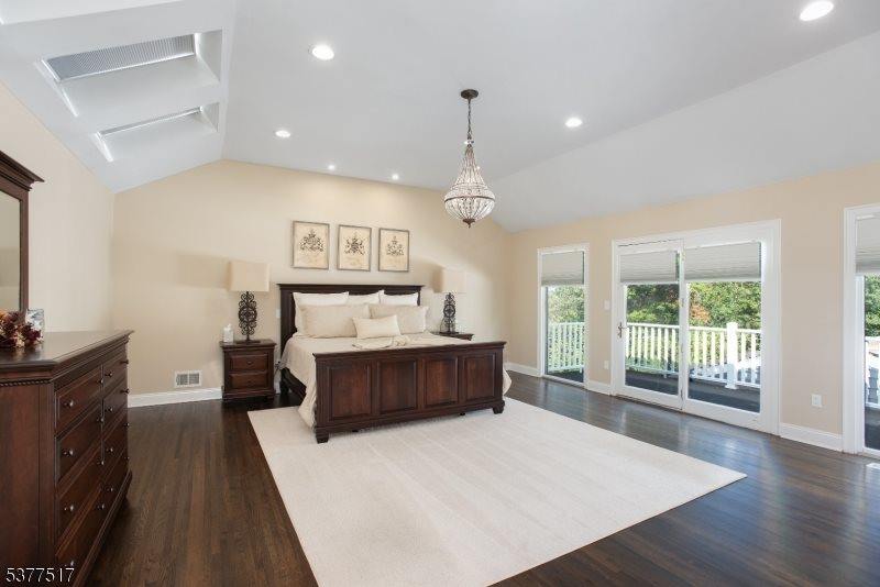 89 Rock Road West, Green Brook Township, NJ 08812