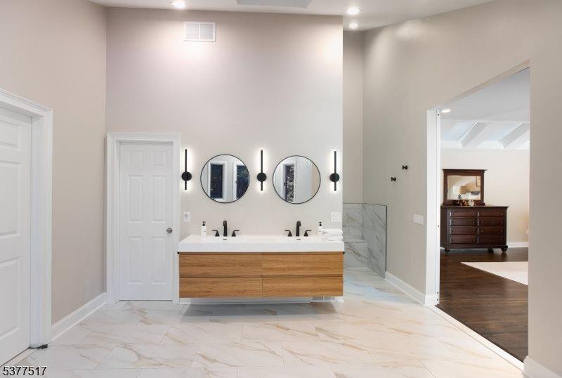 89 Rock Road West, Green Brook Township, NJ 08812