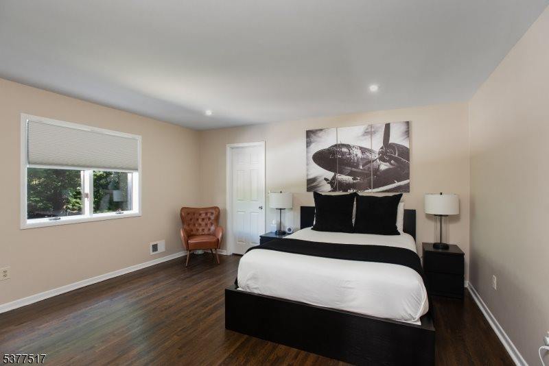 89 Rock Road West, Green Brook Township, NJ 08812