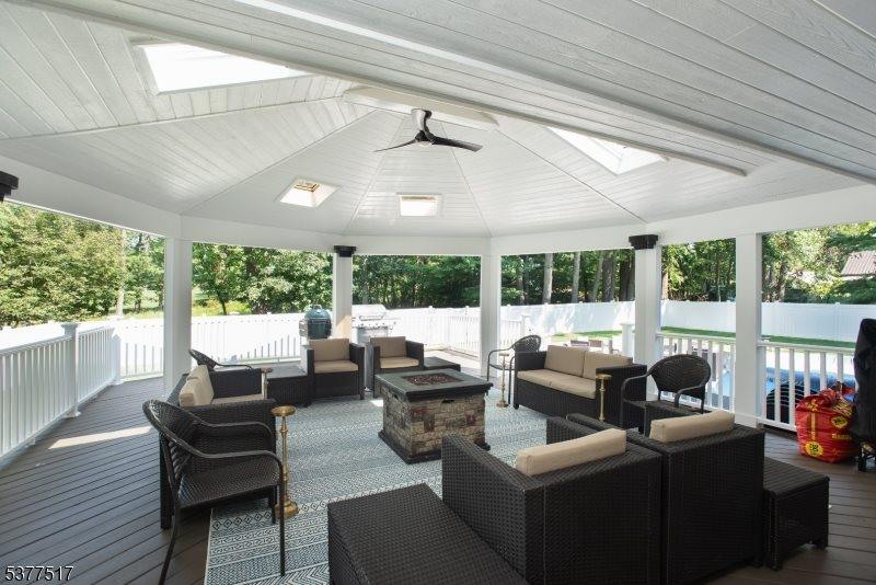 89 Rock Road West, Green Brook Township, NJ 08812