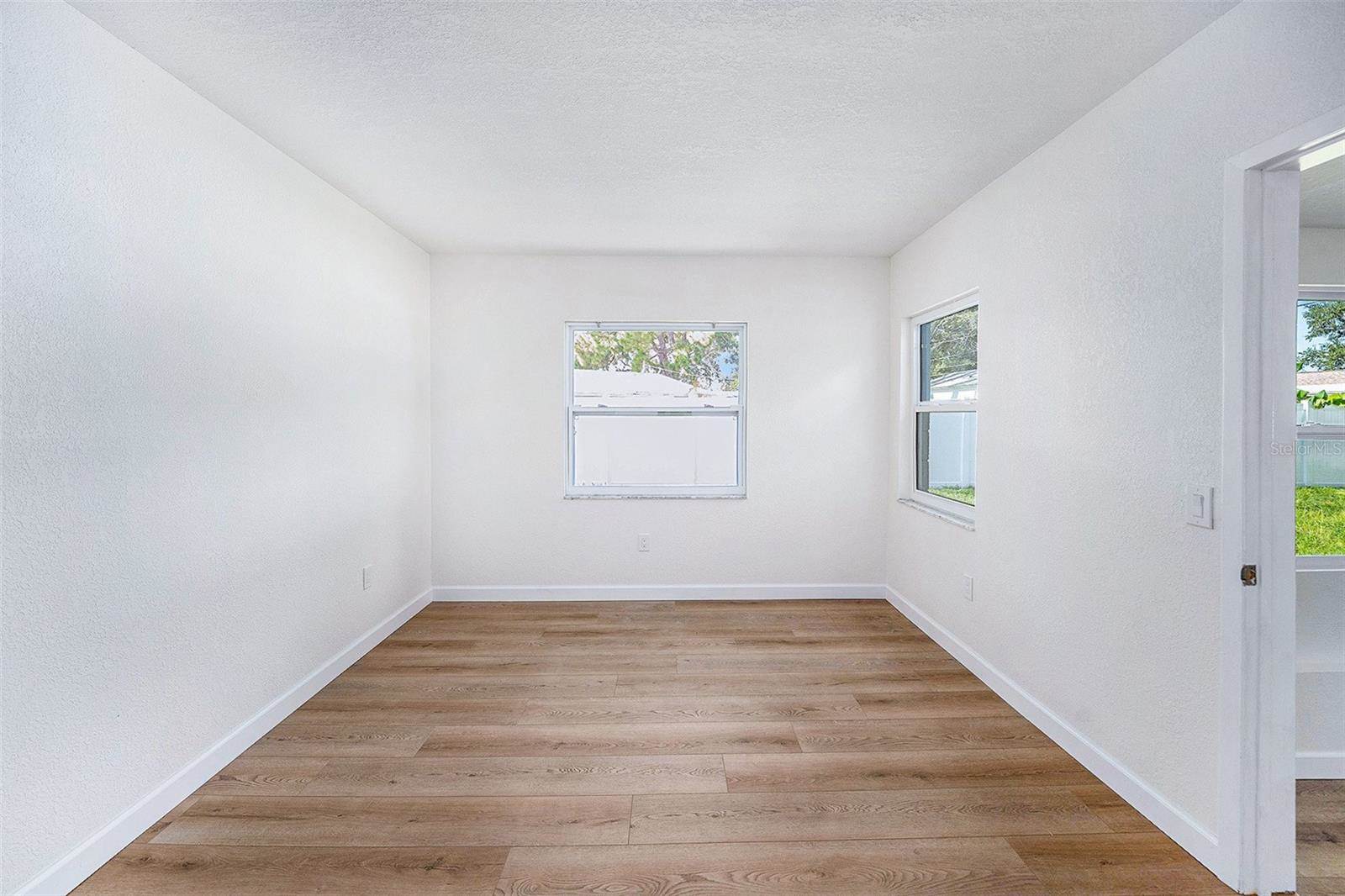 5984 30TH Avenue North, Saint Petersburg, FL 33710