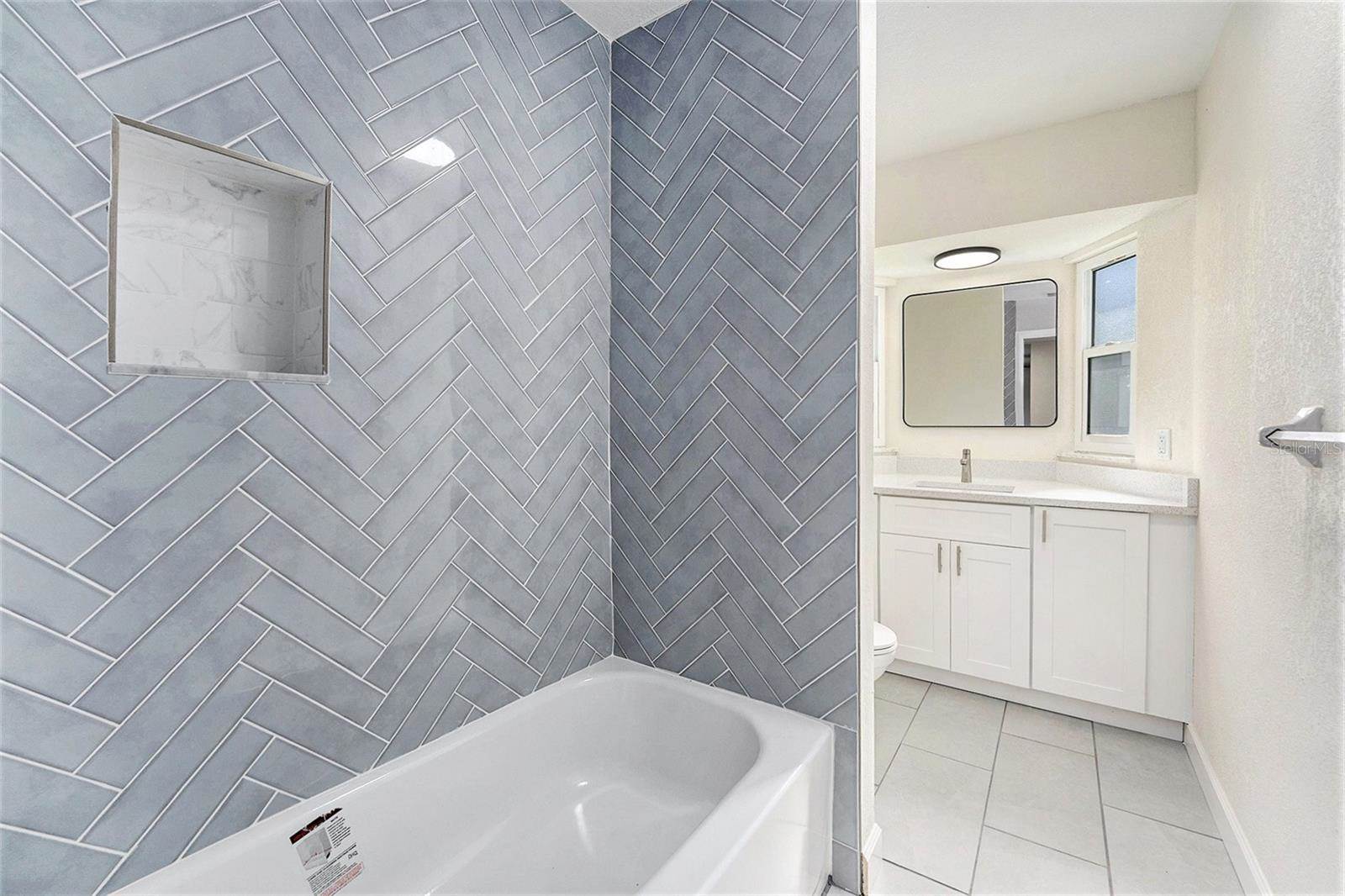 5984 30TH Avenue North, Saint Petersburg, FL 33710