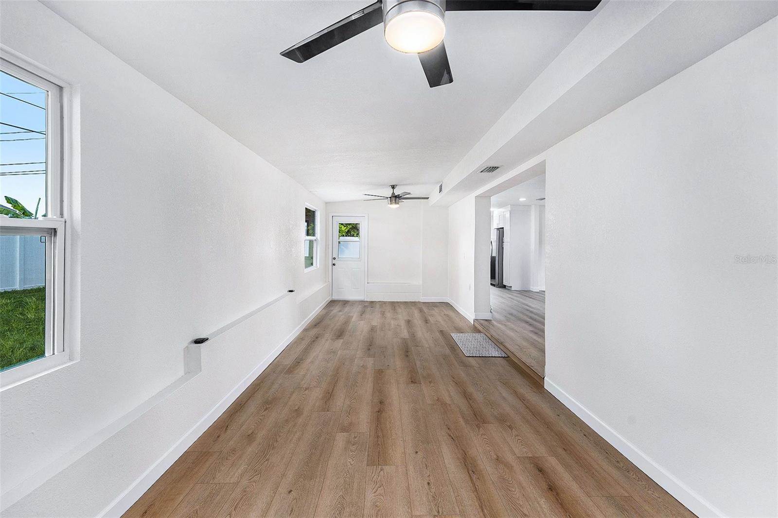 5984 30TH Avenue North, Saint Petersburg, FL 33710