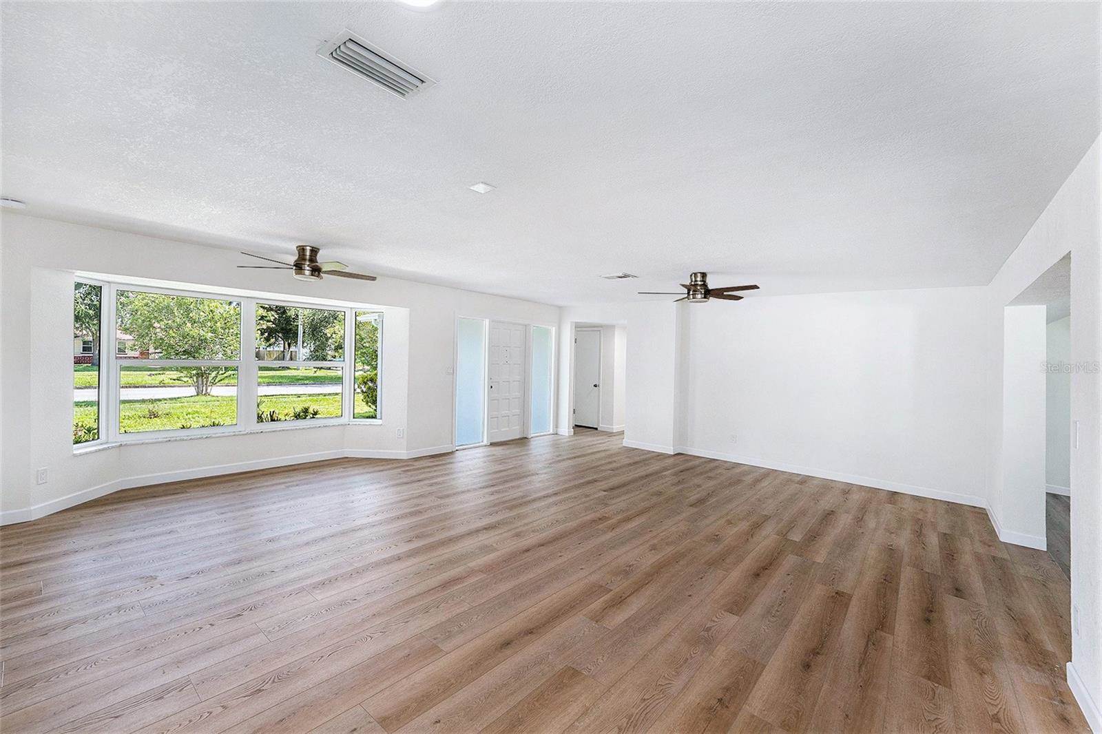 5984 30TH Avenue North, Saint Petersburg, FL 33710