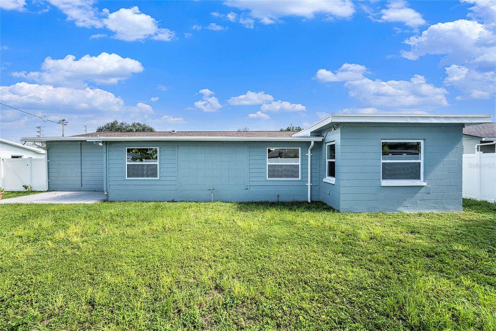 5984 30TH Avenue North, Saint Petersburg, FL 33710