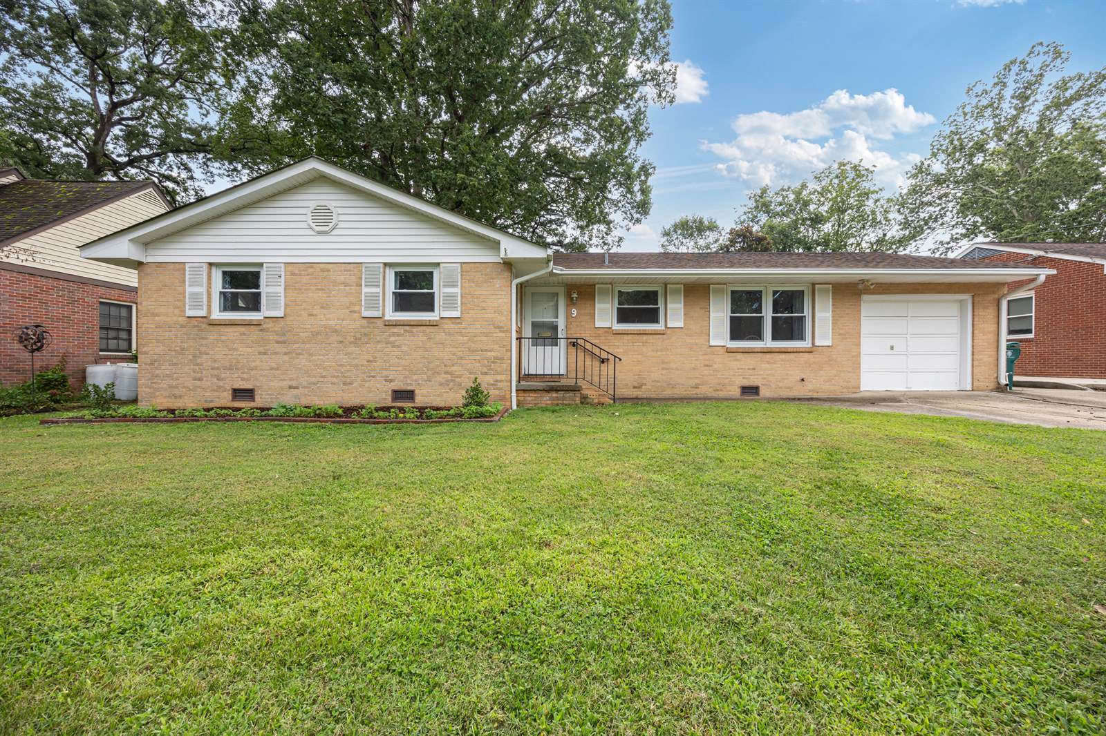 9 Satinwood Lane, Newport News, VA 23602