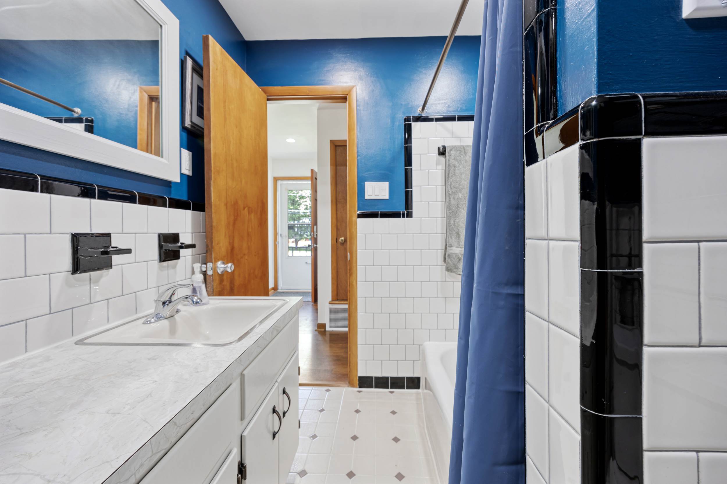 9 Satinwood Lane, Newport News, VA 23602