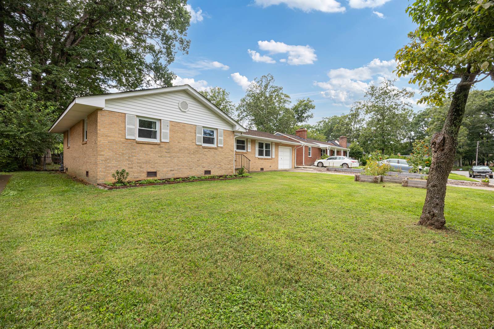 9 Satinwood Lane, Newport News, VA 23602