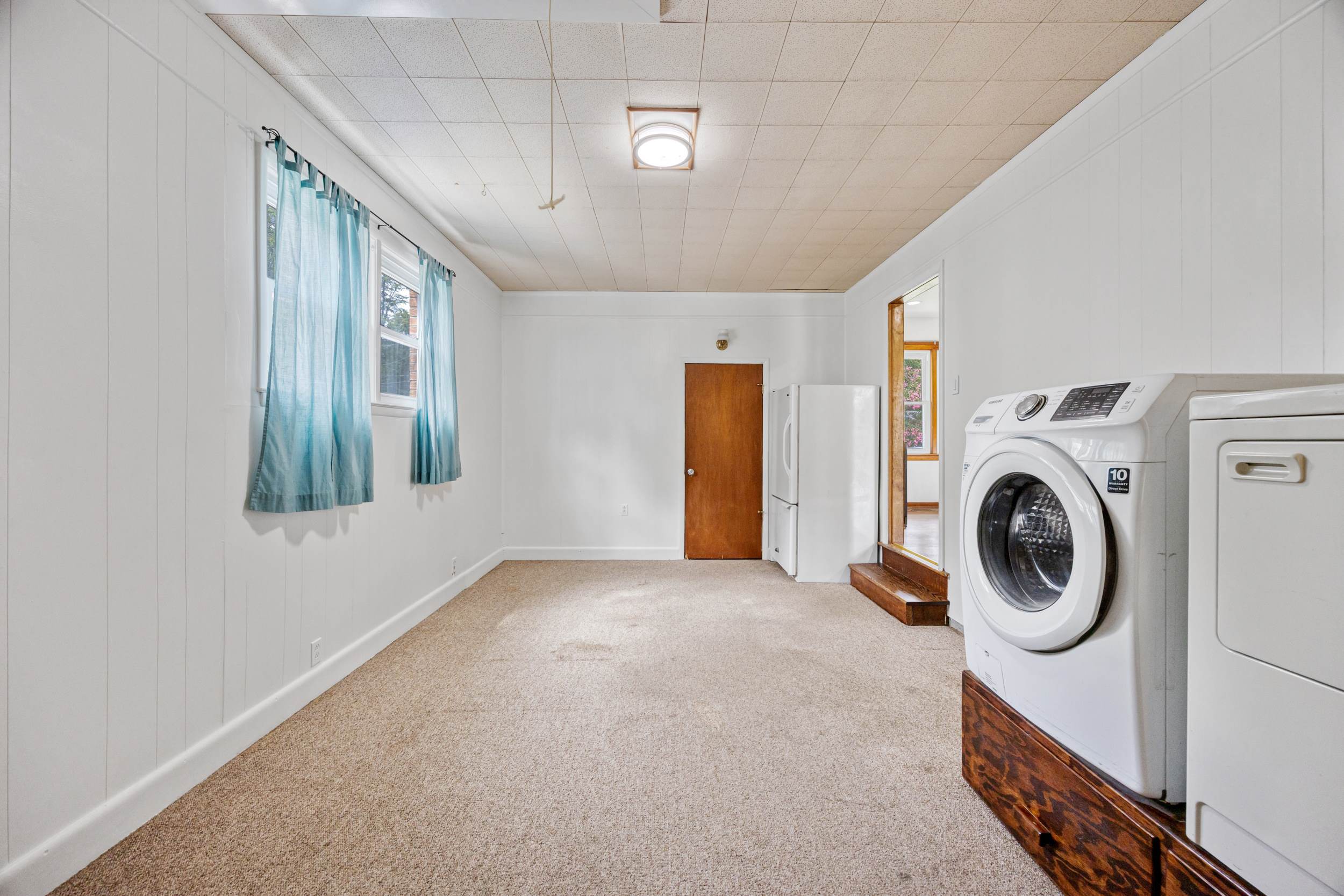 9 Satinwood Lane, Newport News, VA 23602