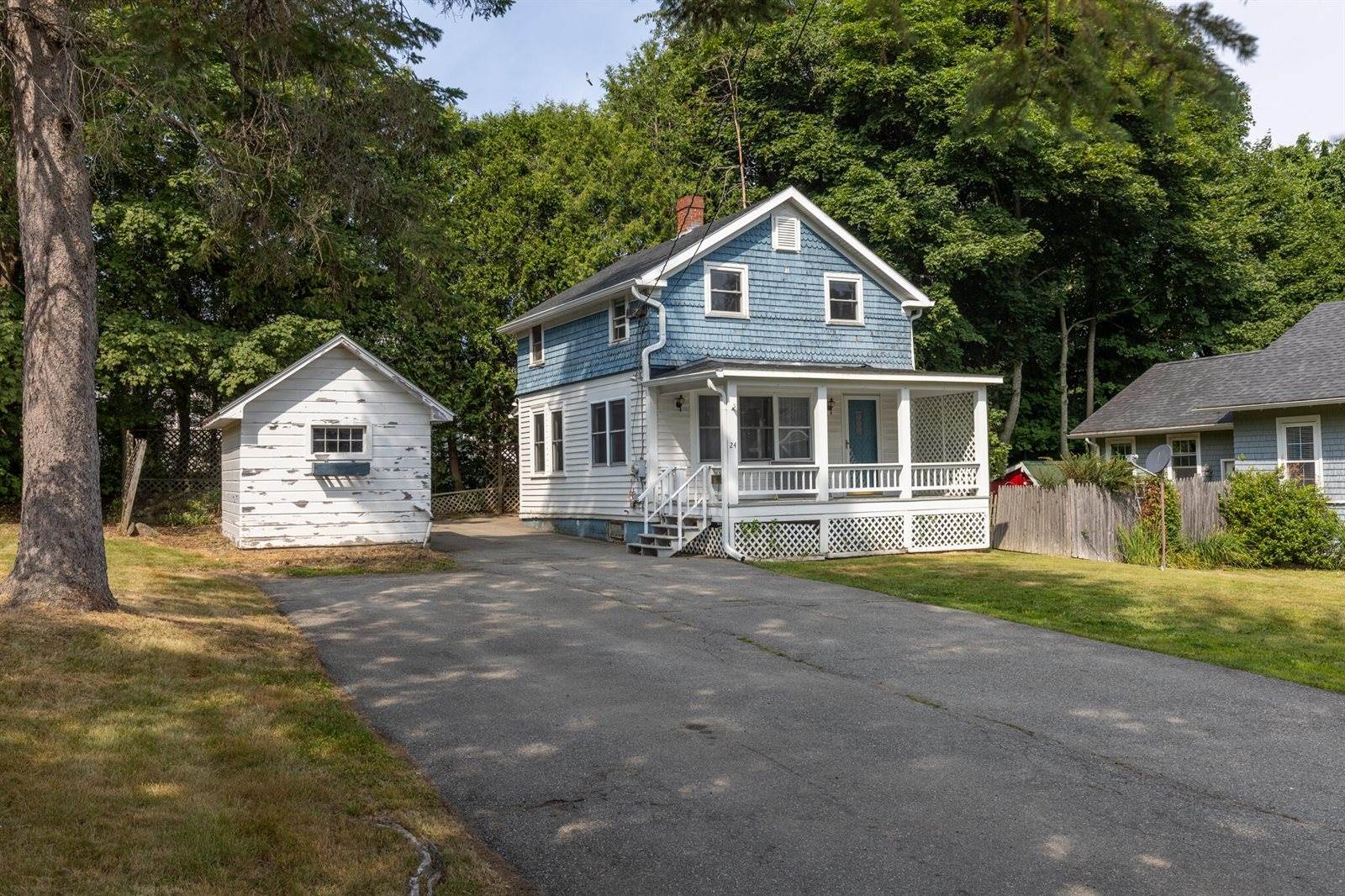 24 Warwick Street, Bangor, ME 04401