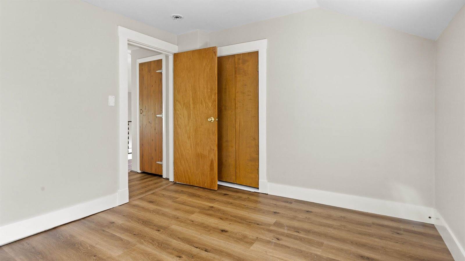 24 Warwick Street, Bangor, ME 04401