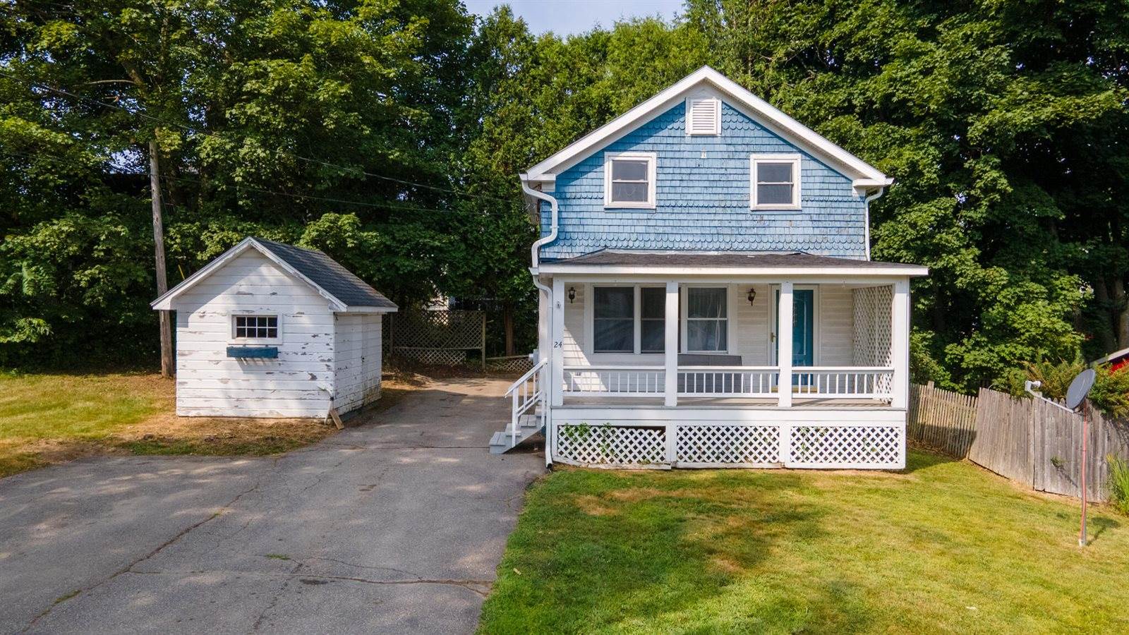 24 Warwick Street, Bangor, ME 04401
