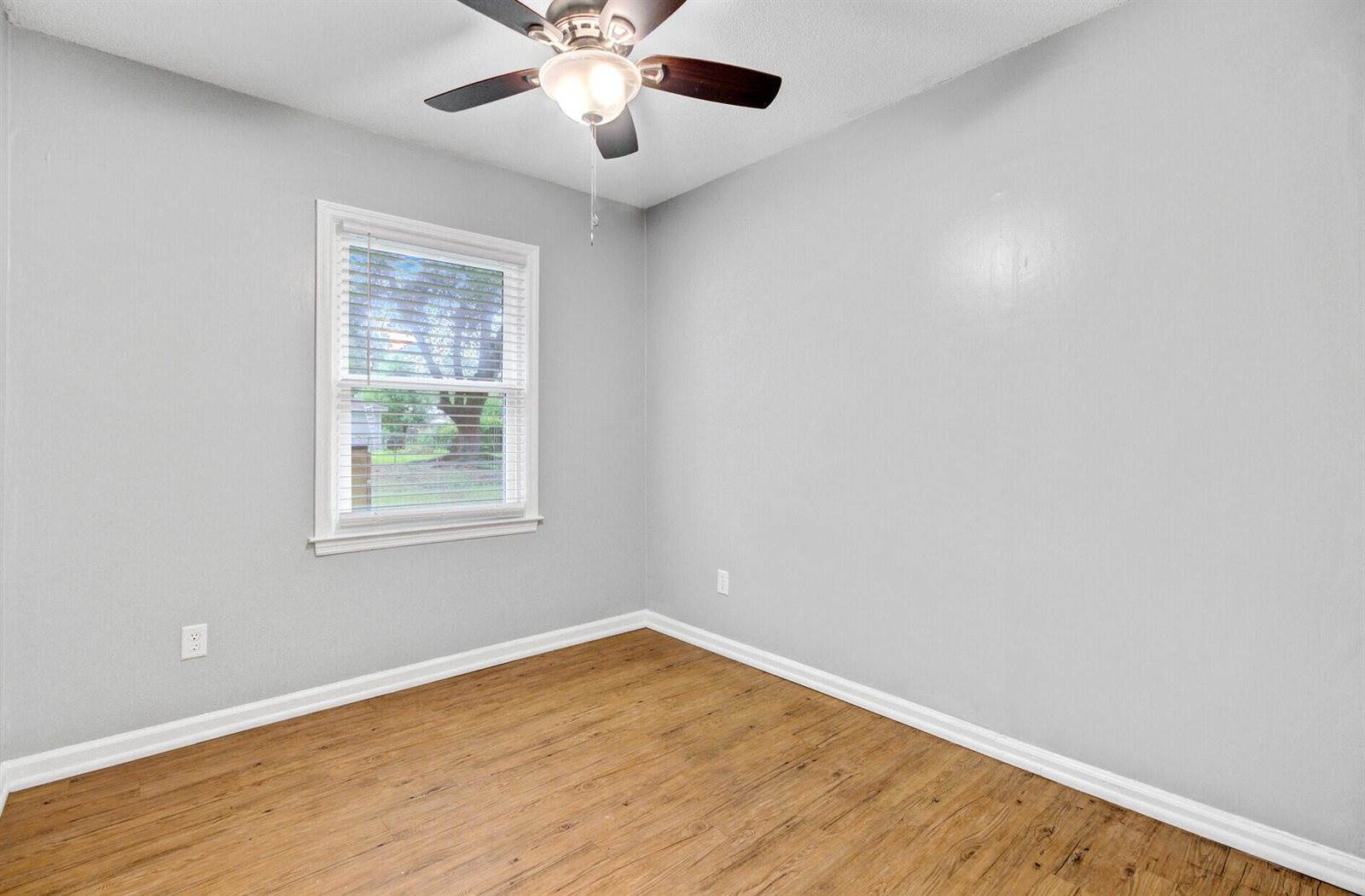 211 Owens Drive, Summerville, SC 29485