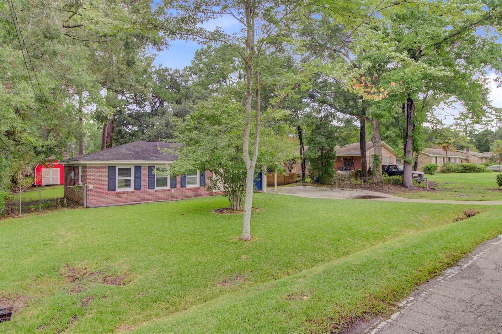 211 Owens Drive, Summerville, SC 29485