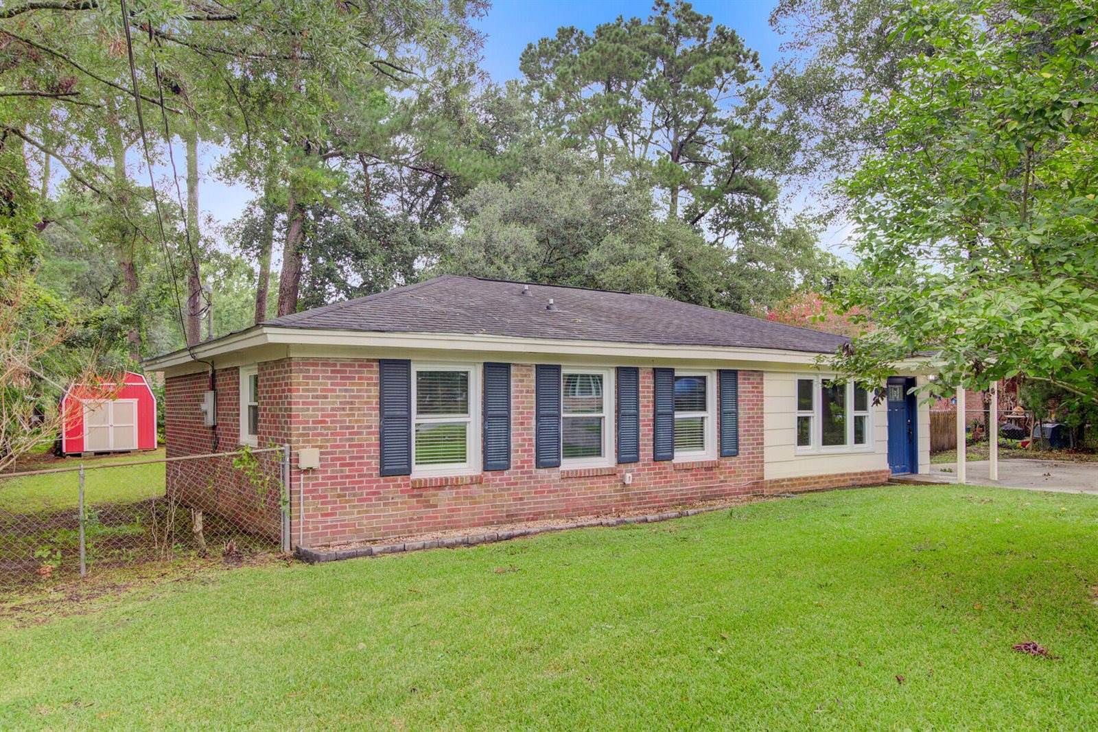 211 Owens Drive, Summerville, SC 29485