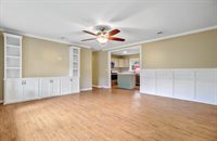 211 Owens Drive, Summerville, SC 29485